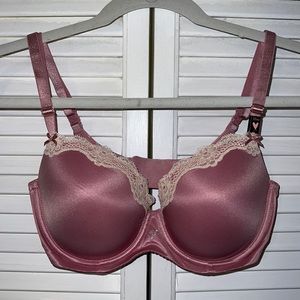 Pink Victoria Secret bra 32DD, never worn-straight out of the packaging!